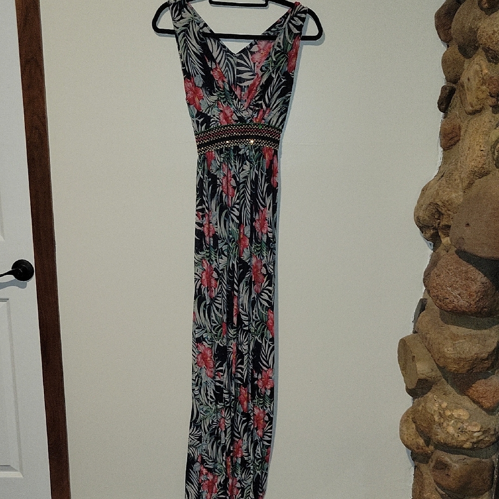 Floral Sleeveless Maxi Dress- Blue and Pink